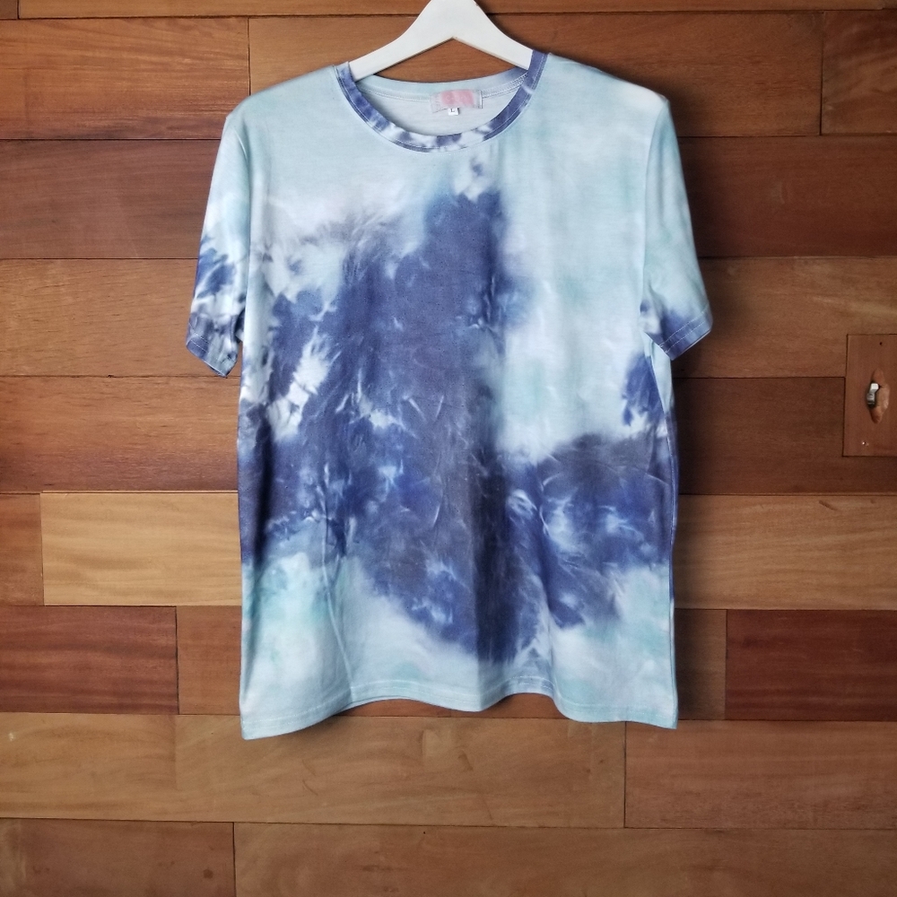 C+D+M  tie dye t-shirt size L